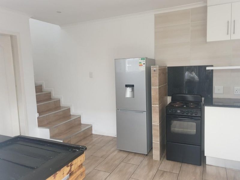 1 BEDROOM FURNISHED DUPLEX COTTAGE TO RENT NEAR ROSEBANK - Photo 5