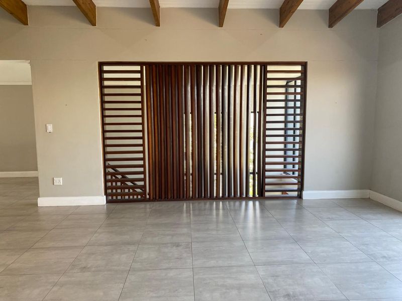 Family Home For Rental in Palm Lakes Estate - Photo 9