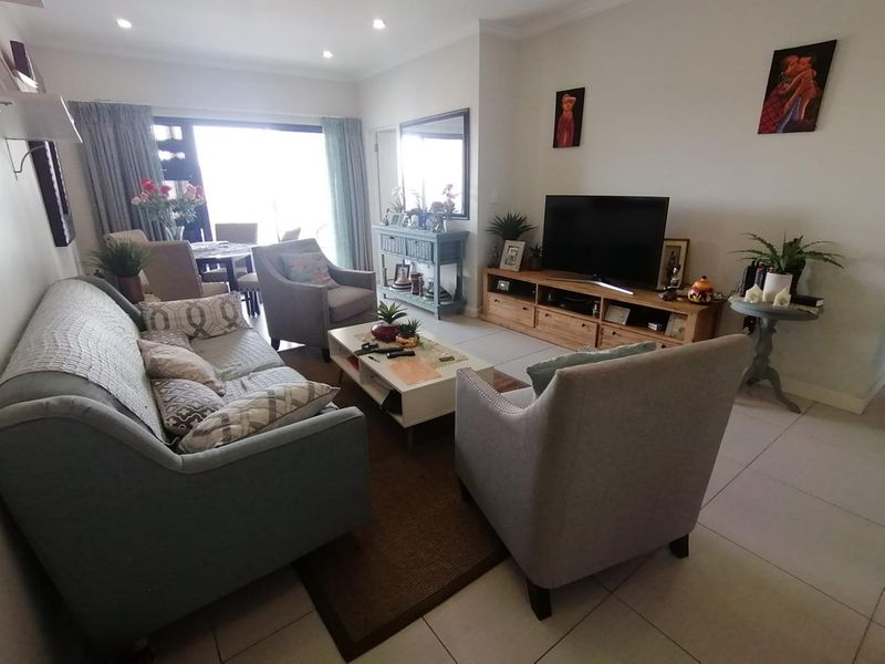 Spacious 2 Bedroom Apartment - Photo 6
