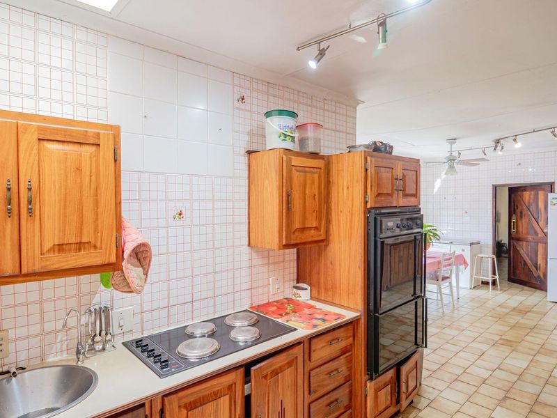 Farm with 6 properties for sale in Centurion - Photo 7