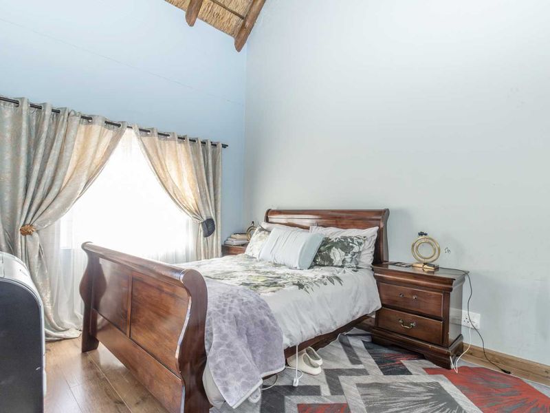 Perfect for the investor or first time buyer! - Photo 6