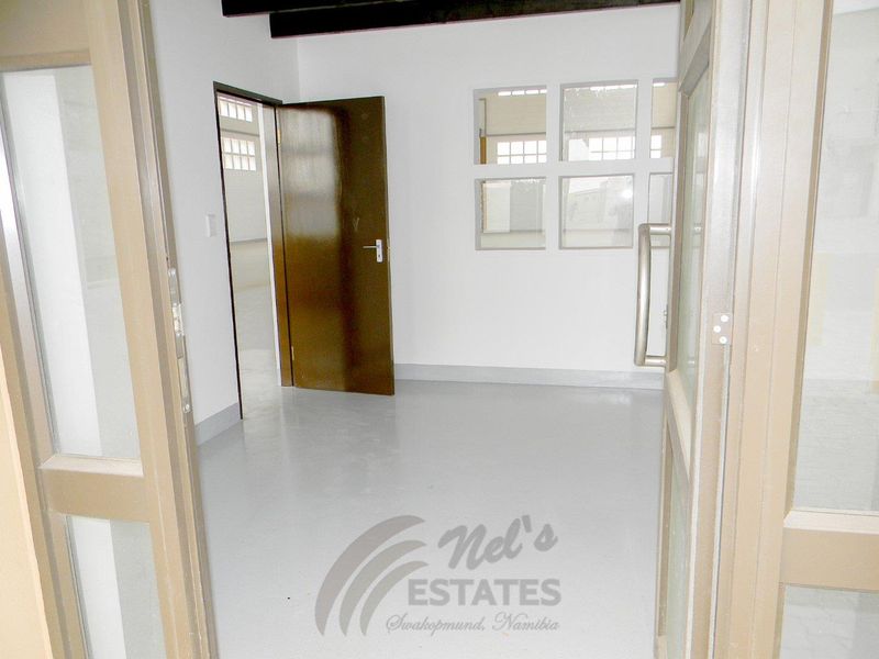 Warehouse For Sale in Swakopmund Industrial - Photo 4