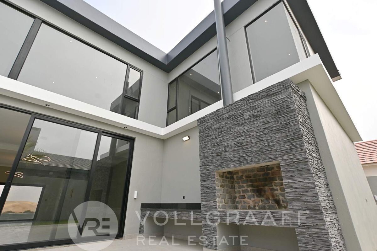 Smart Living on the Edge of the Dunes - Photo 2