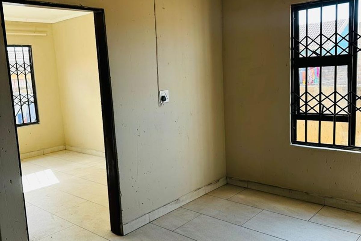 1 Bedroom Available for Rent in Dawn Park - Photo 4