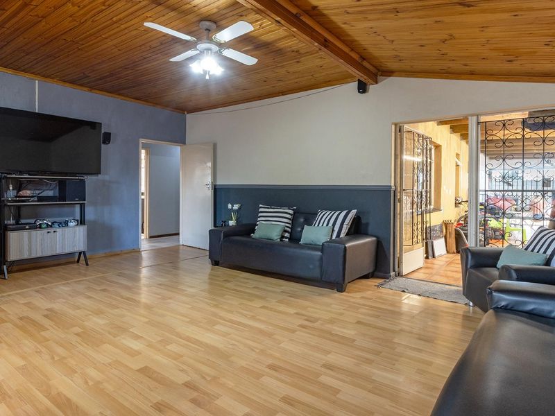 A Beautiful 3-Bedroom Family Home with Space to Grow - Photo 10