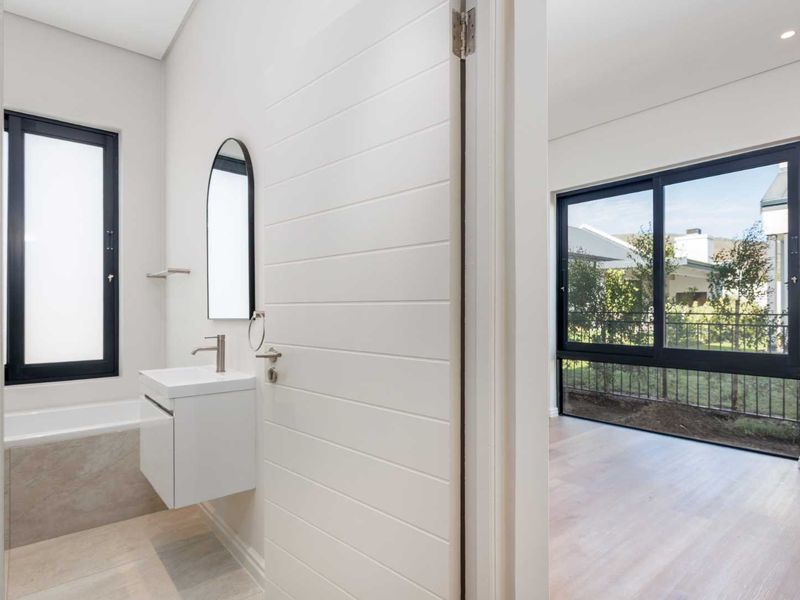 Modern Winelands Living in a Thoughtfully Designed Three-Bedroom Home - Photo 6