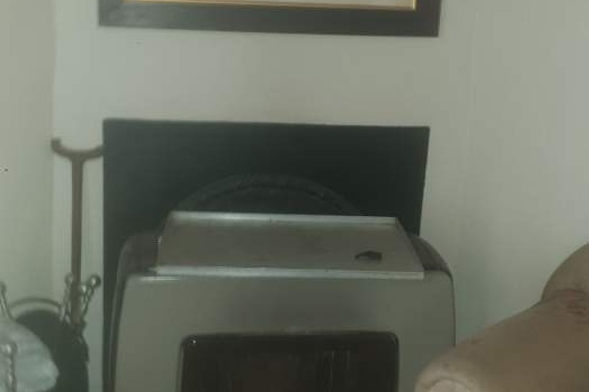 4 Bedroom House with 4 Bathrooms - Photo 4