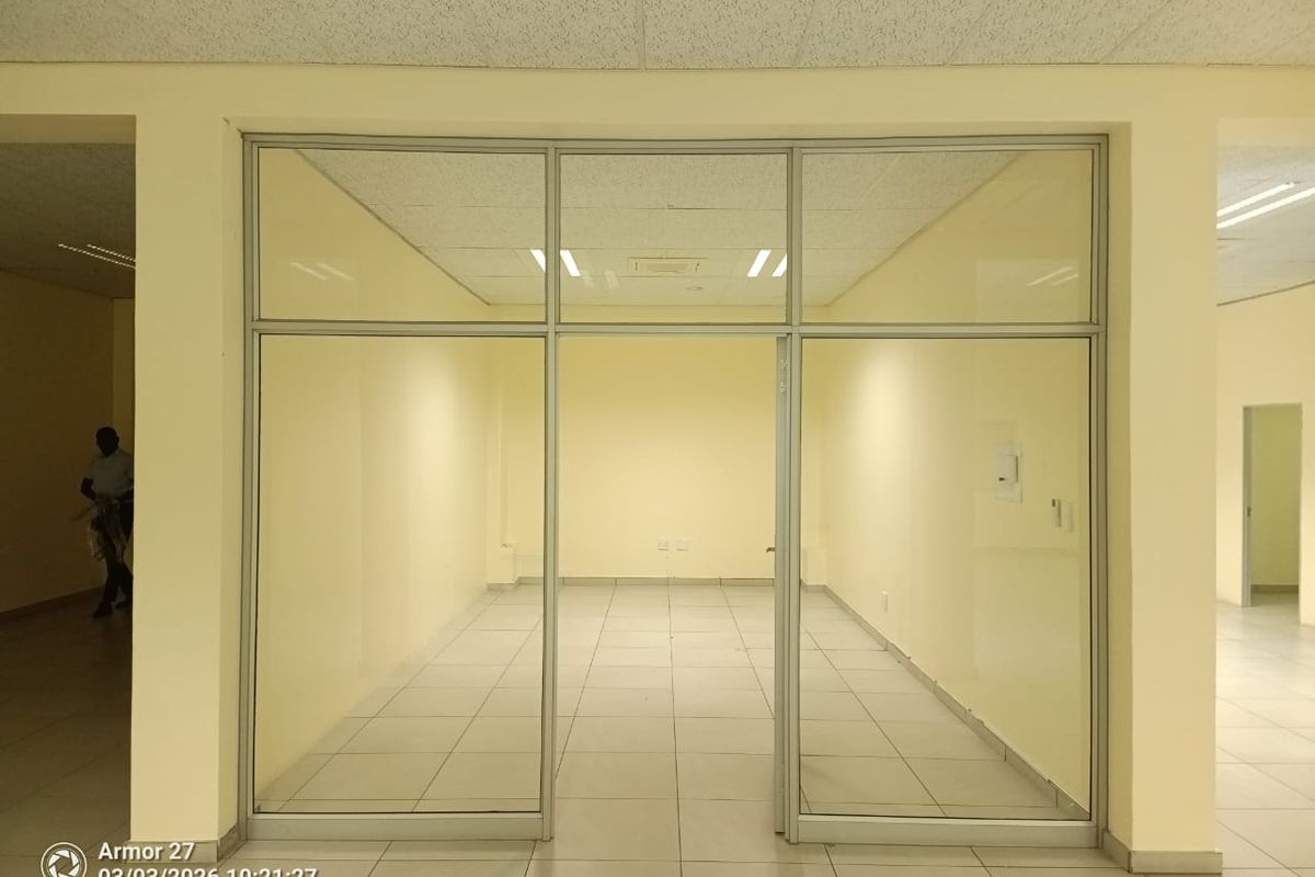 Office to rent in Southern Industrial - Photo 2