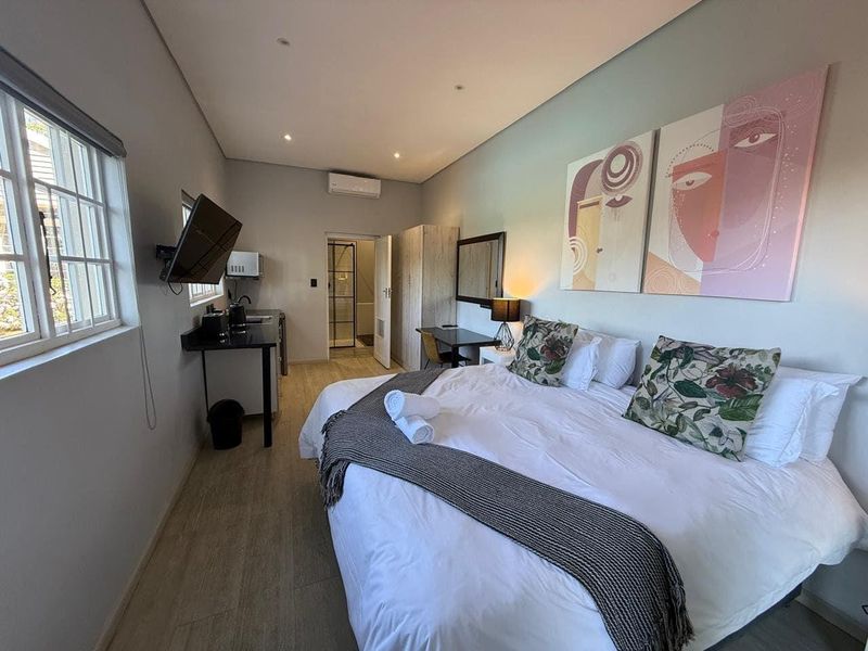 Beautiful Bed and Breakfast / Airbnb for Sale in a Prime Location - Photo 8
