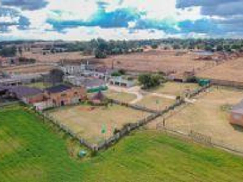 4 Houses on 18 Hectare land - Photo 4