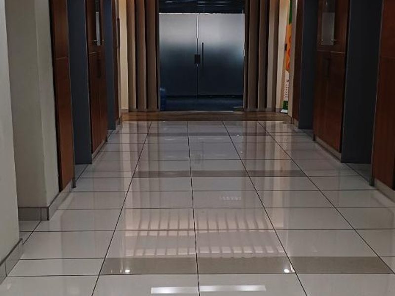 Office Space available - Photo 2