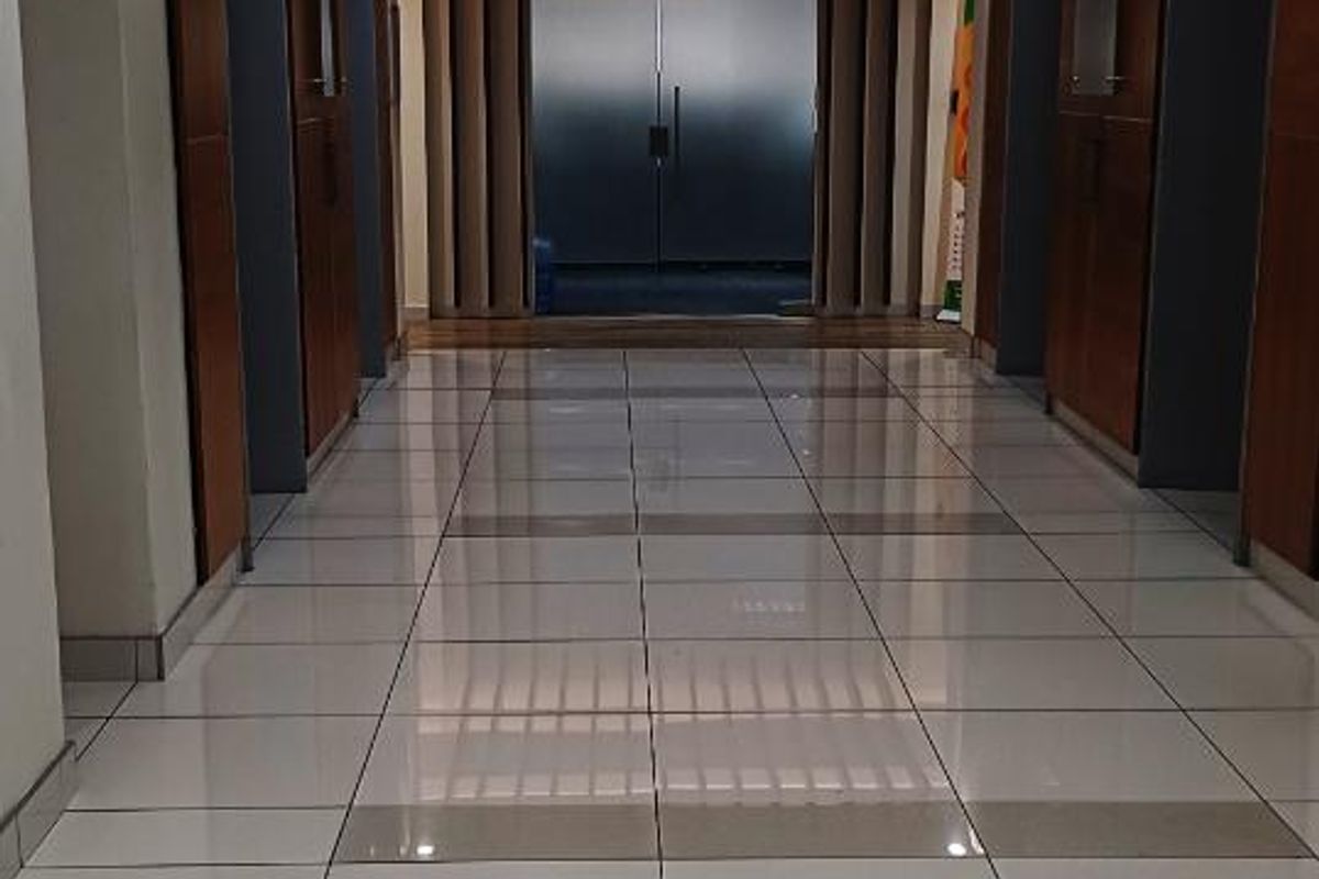 Office Space available - Photo 2