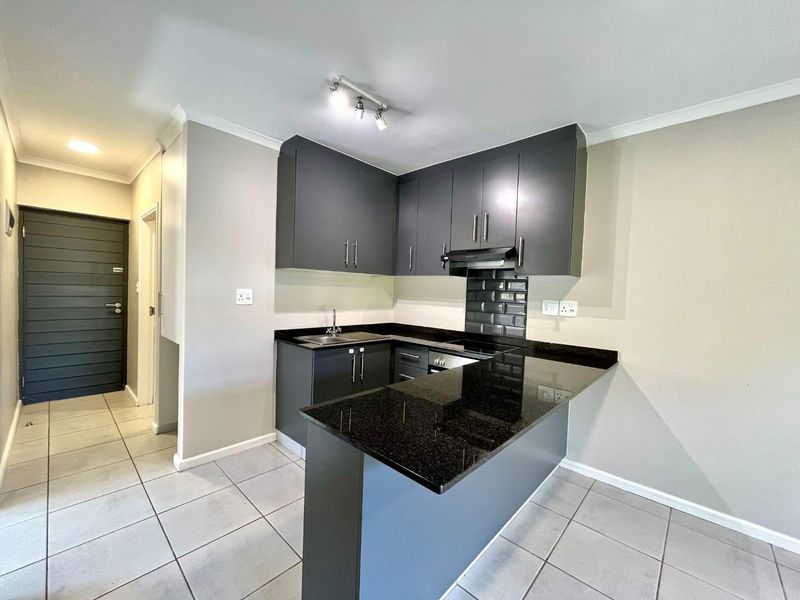 Stylish Ground-Floor Home in The Woods Estate, KZN - Photo 5
