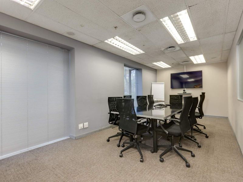 3087m2 -  OFFICE  - To Let - Bruma Lake - Photo 8