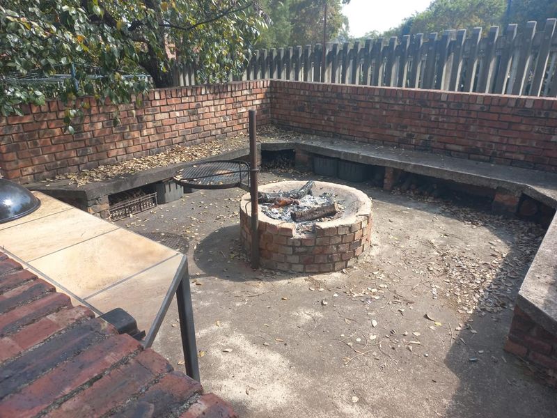 Small Holding for sale!!  UPGRADED AND NEWLY RESTORATED  Opportunity for Investment - Photo 2