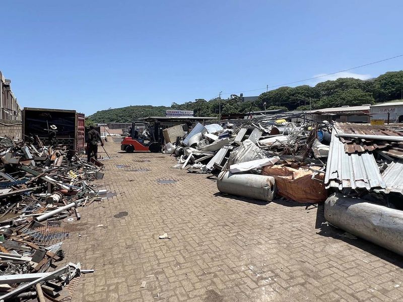 Prime Industrial Yard For Sale on Chris Hani Road - Photo 10