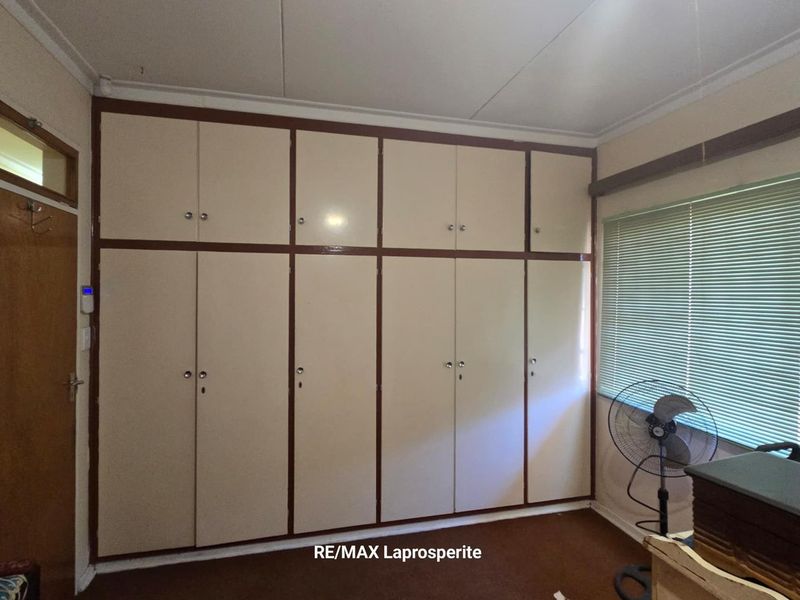 House for sale - Otjiwarongo - Photo 2