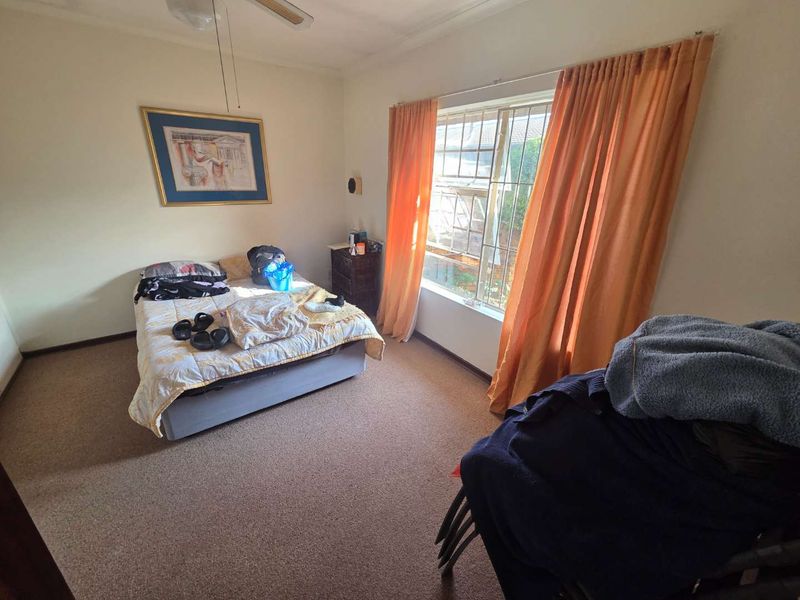 Charming 2-Bedroom Home Perfect for Over-50s in Norton Park - Photo 2