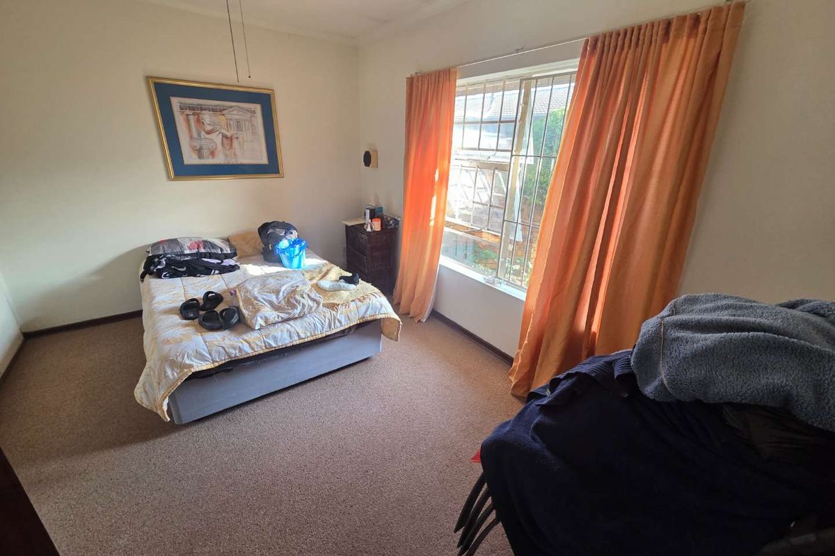 Charming 2-Bedroom Home Perfect for Over-50s in Norton Park - Photo 2