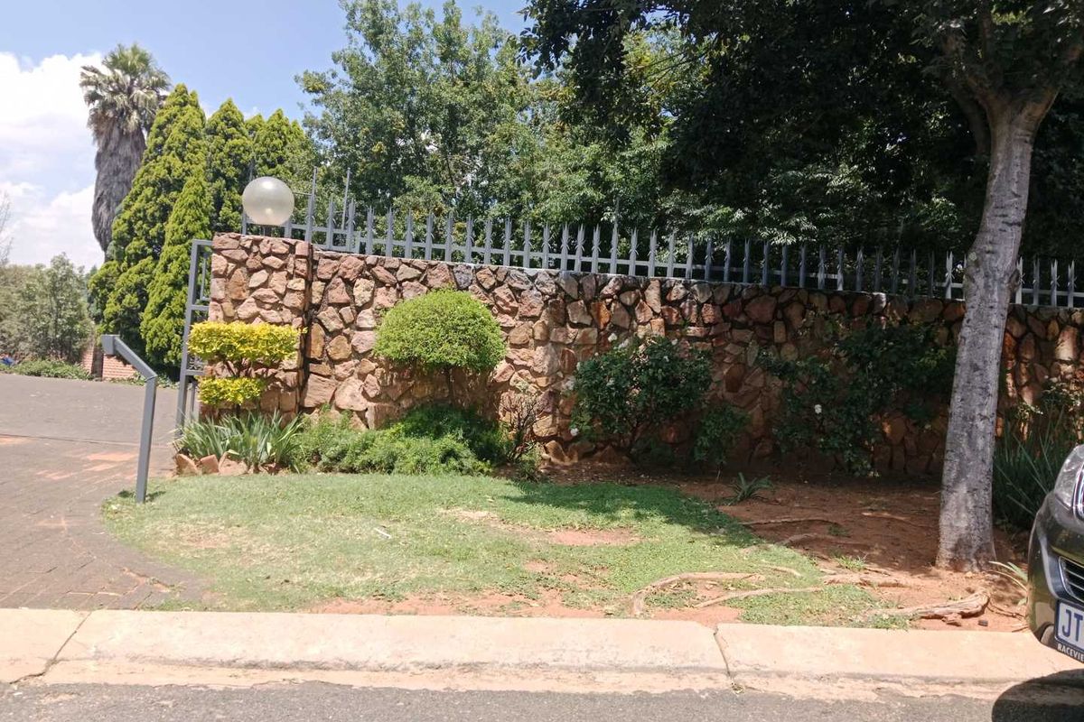 Large family - Photo 2