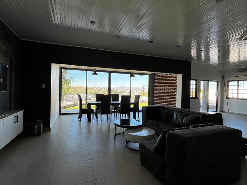 Luxury Living | Corporate Housing | Guesthouse Potential - Photo 7