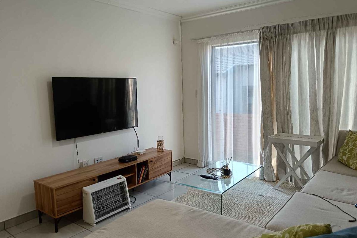Modern 3 bedroom townhouse for sale in Amandasig - Photo 5