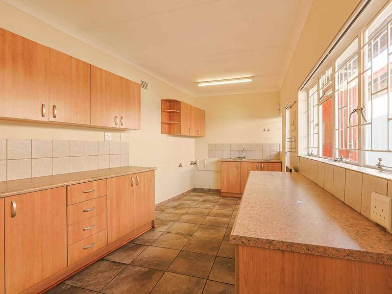 3 Bedroom Family Home in the Heart of Murrayfield - Photo 7