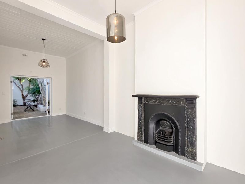 Two bedroom cottage for sale in Gardens - Photo 9