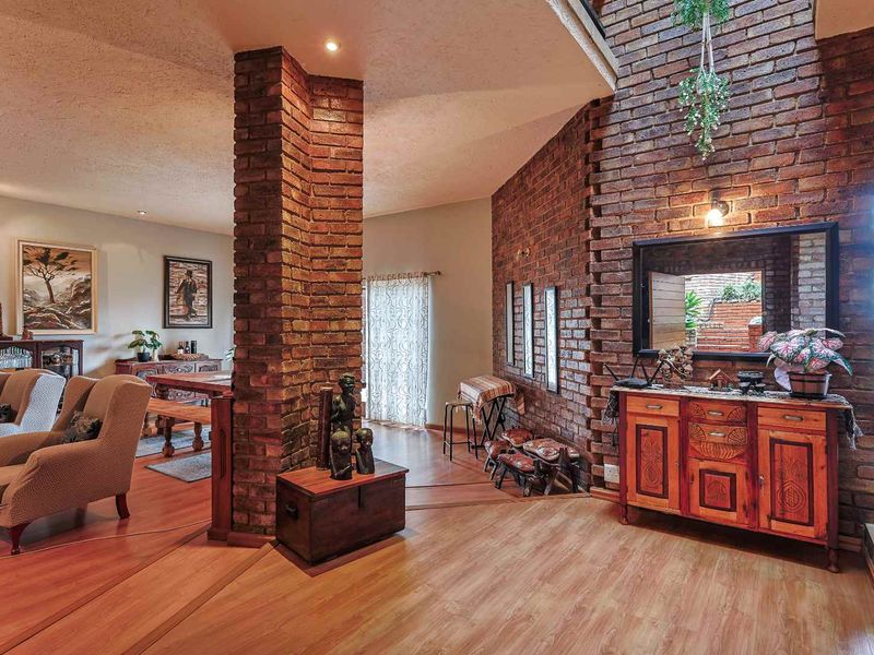 Stunning Off-Grid Oasis - Photo 7