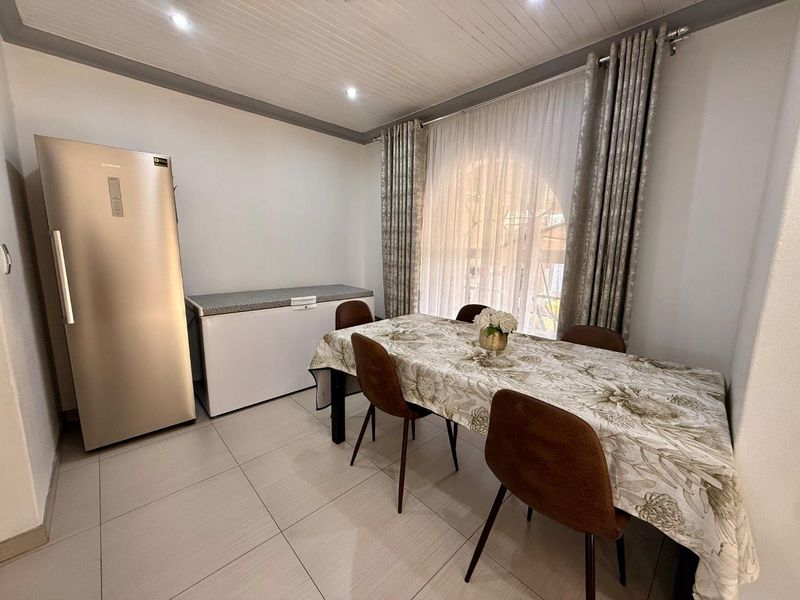 Beautiful 3 bedroom Townhouse for sale - Photo 8
