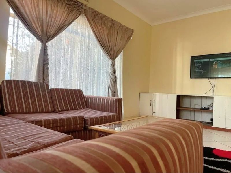 Investment property in the heart of Kempton Park - Photo 10