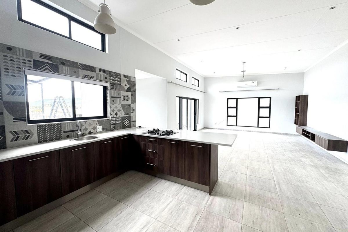 3 Bedroom House TO LET in Elisenheim - Photo 3