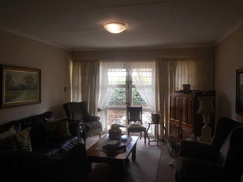 3 bedroom townhouse - Photo 4