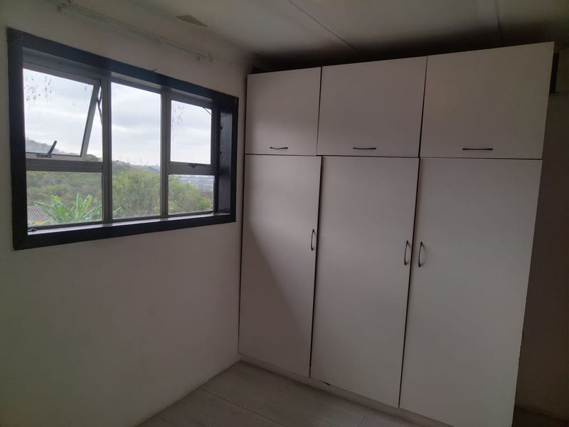 3 Bedroom House with 2 Floors and Extention Plan . - Photo 6