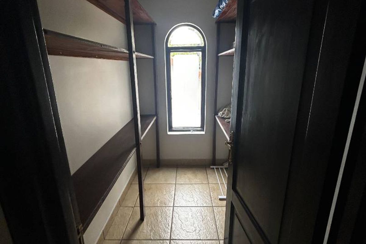 Where Comfort Meets Corporate Living - Photo 3