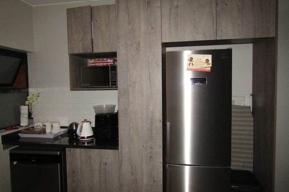 Lifestyle Living in Very Secure Complex - Photo 4