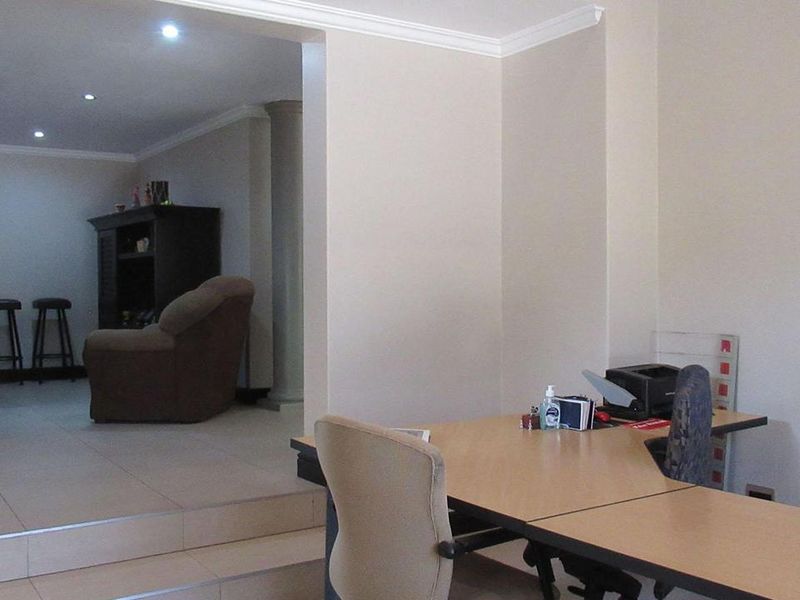 3 Bedroom House for sale in Glenvista - Photo 9