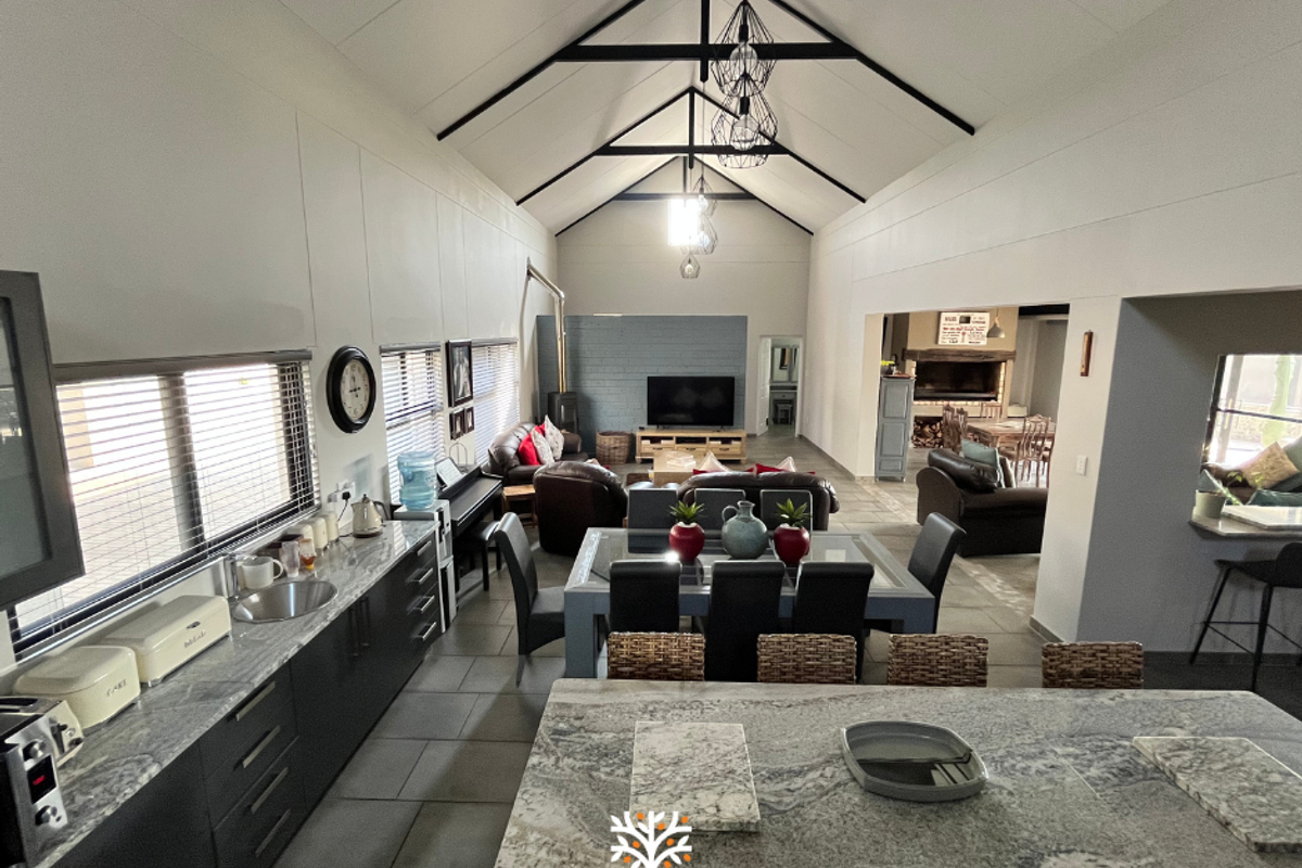 Exclusive Joint Mandate – Family Home For Sale | Omeya Golf Estate - Photo 4