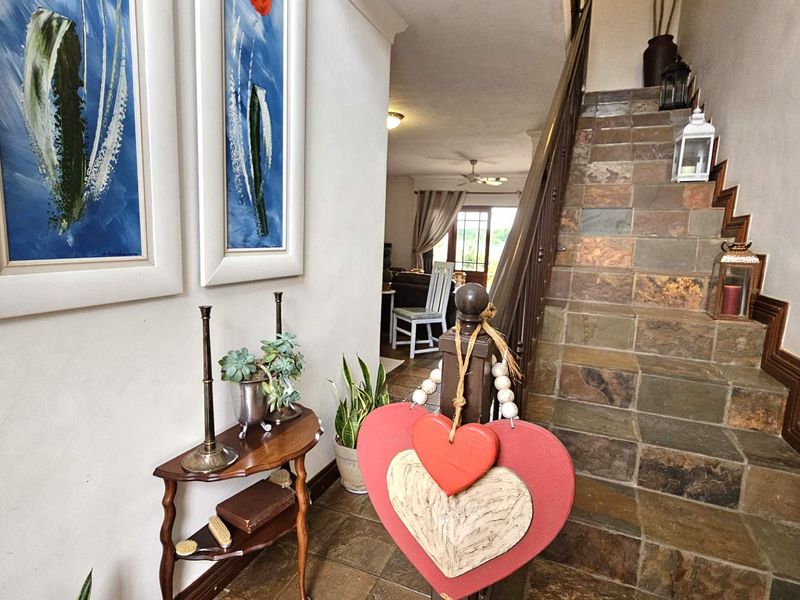 NEAT 2 BEDROOM TOWNHOUSE IN MELODIE - Photo 4