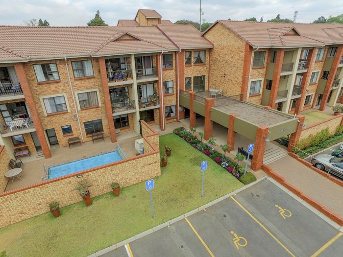 Property #2454897, Retirement Village For Sale in Olivedale