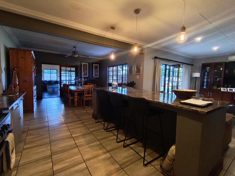 Spacious Living with Rental Income in Universitas - Photo 6