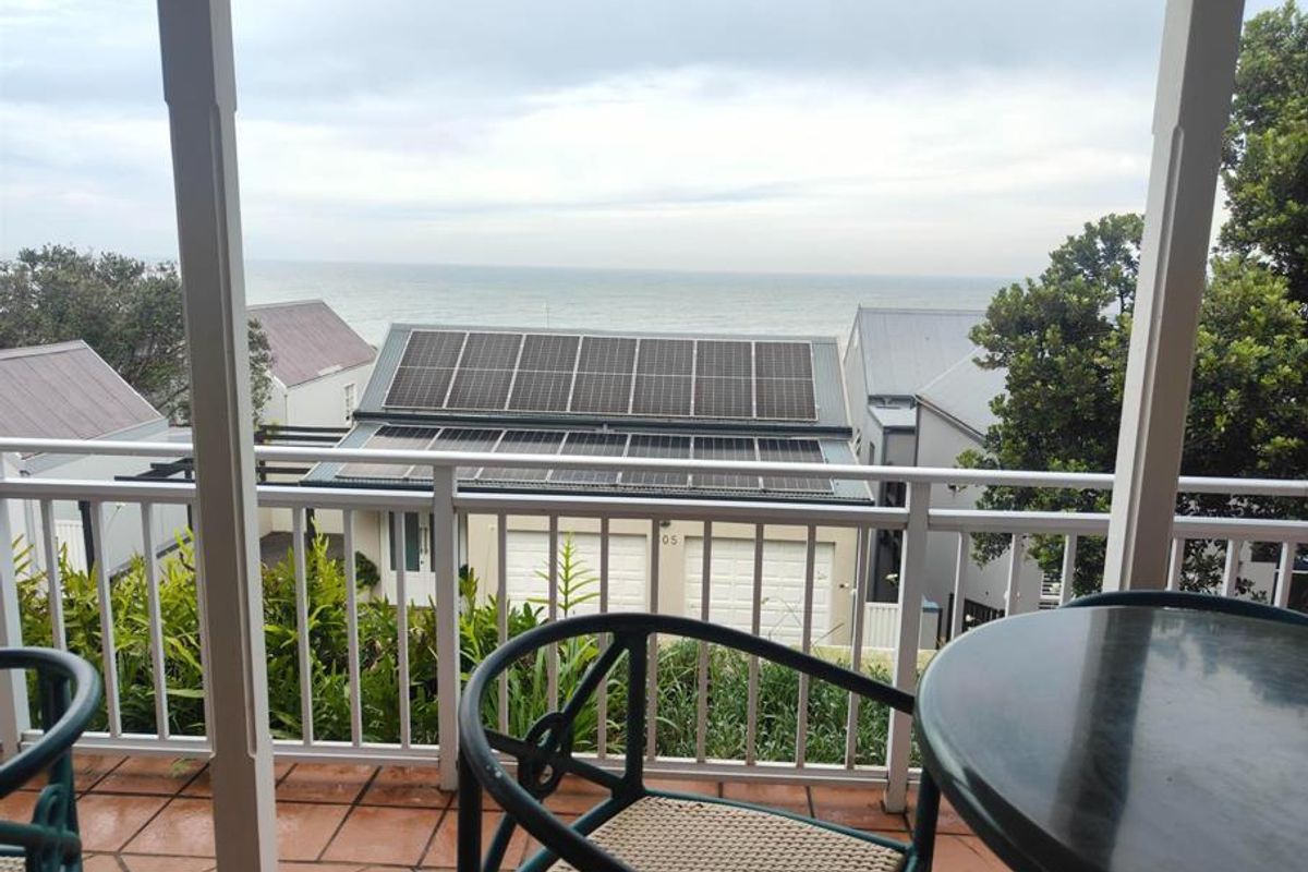 Fully Furnished 7-Bedroom Coastal Home – Luxury Living with Ocean Views - Photo 5