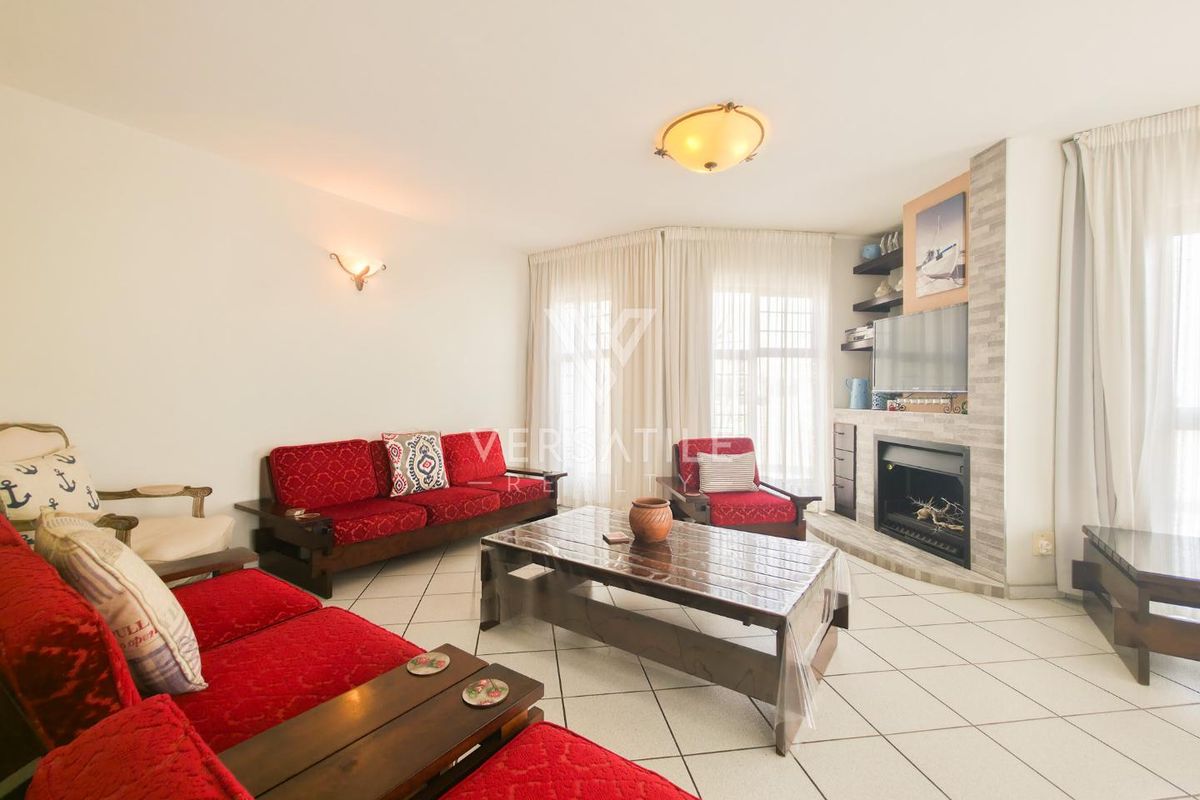 Lock-Up-and-Go Sectional Title in the Heart of Town - Photo 4