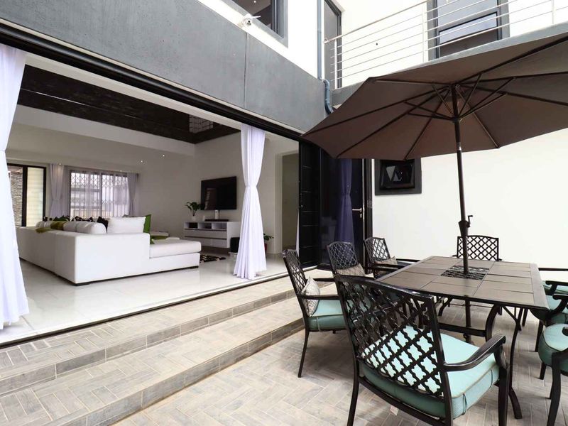3-Bedroom Beach House with Flat for sale in Swakopmund, Namibia - Photo 2