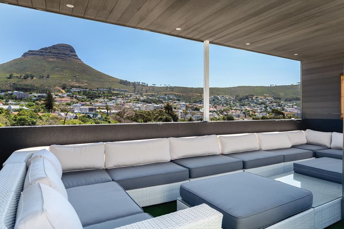 The Ultimate Penthouse - 360 Degrees Views - Photo 2