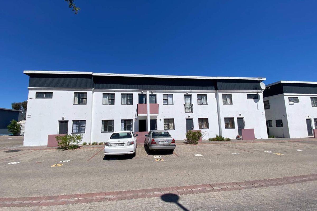 Charming Ground Floor One Bedroom Apartment in Mountain View Villas - Photo 2