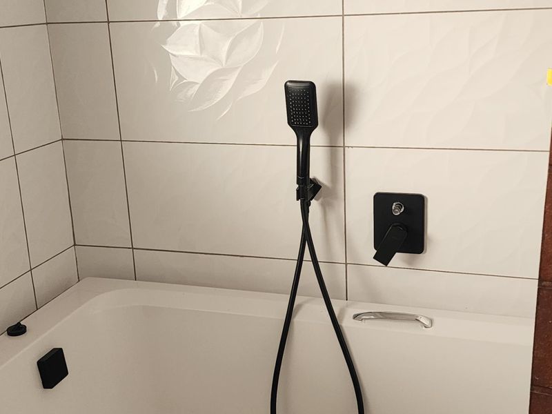 Experience Timeless Luxury, Redefined - Photo 5