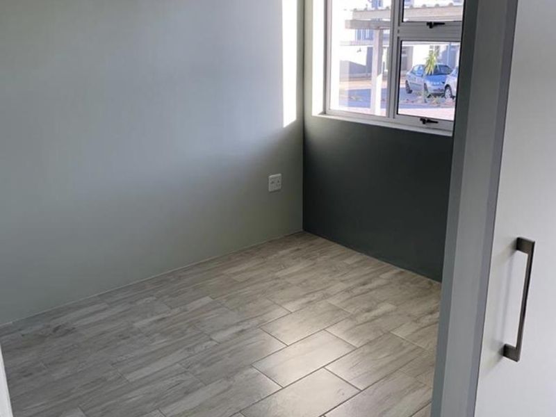Leah Terrace Ground Floor Apartment - Photo 8