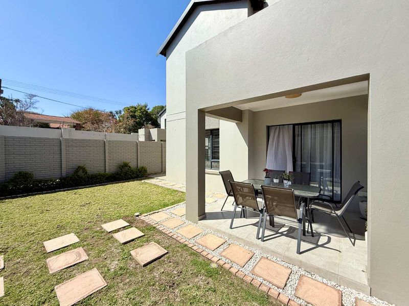 Modern 3-Bedroom Cluster Home - Photo 4