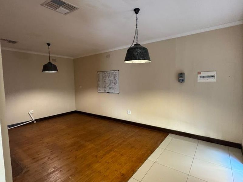 Prime Office Space | Excellent Visibility & Accessibility - Photo 5